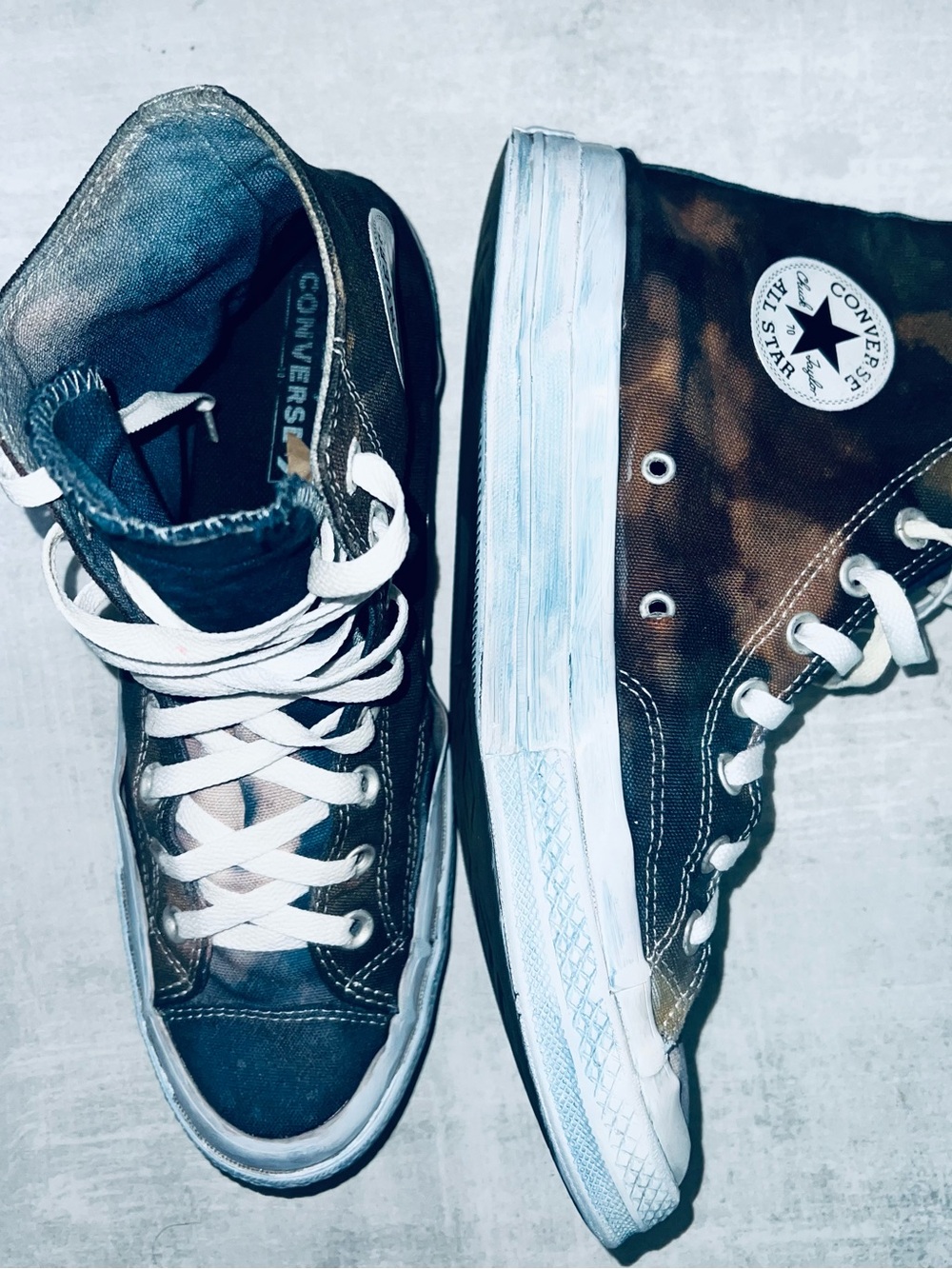 Converse Mens Blue and White High-Top Sneakers Size 10